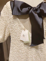 Camilla Kleid | Elegantes Glitzerkleid mit Schleifenverschluss am Rücken