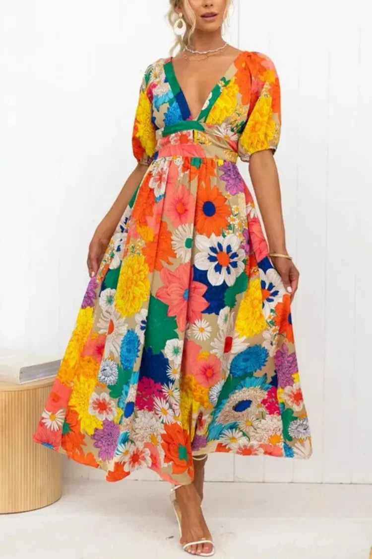 Dolci Floral Sommerkleid | Luftiges elegantes Sommerkleid mit V-Ausschnitt und Bubble Sleeves und Blumendruck