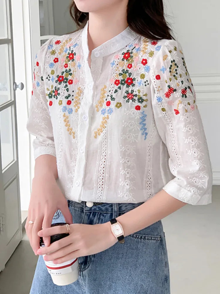 Alida Romantic Bluse | Elegante Damenbluse mit Vintage-Blumenprint und kurzen Ärmeln