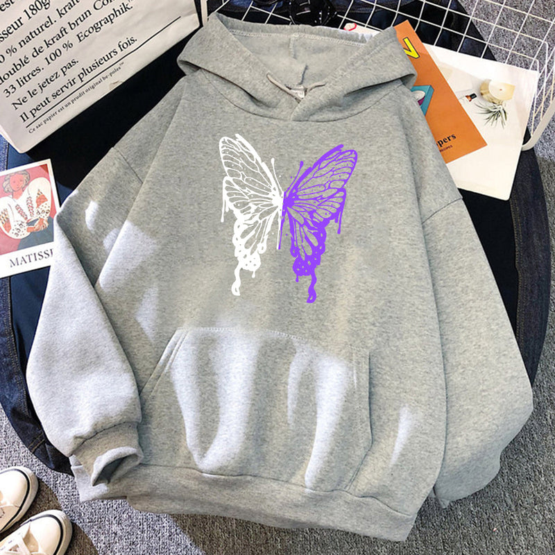 Butterfly Hoodie | Unifarbener Damen-Pullover mit Schmetterlingsdruck